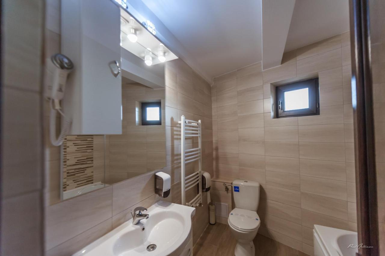 Luxury Desing Apartment Piteşti Kültér fotó